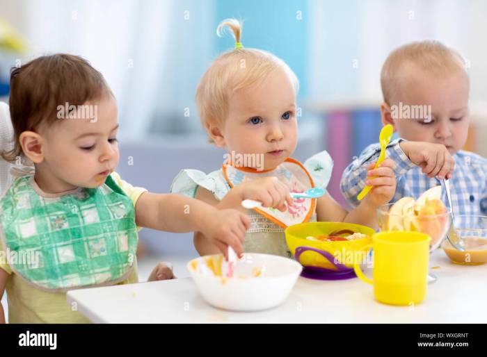 Daycare food eating healthy child center children preview