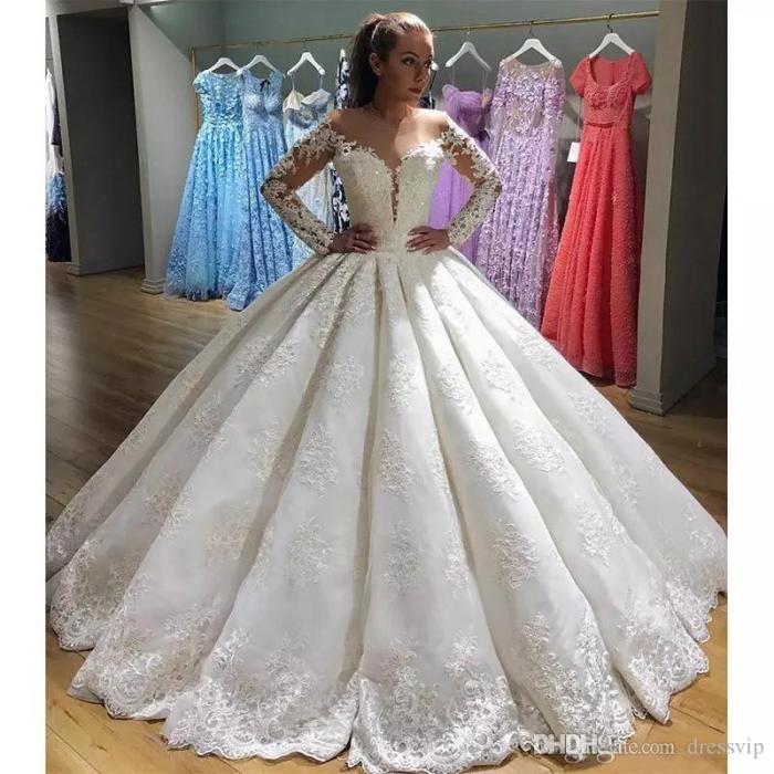 Lace ball gown wedding dress