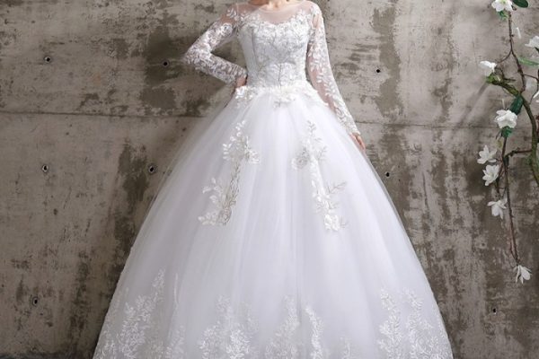 White wedding dresses with long sleeves