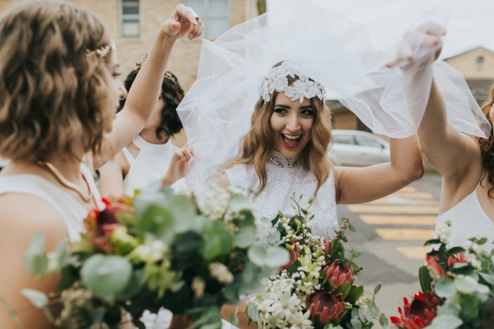 Lace wedding dresses bohemian grace loves perkins juliette bellazon