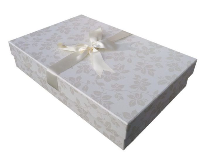 Box for storing wedding dress